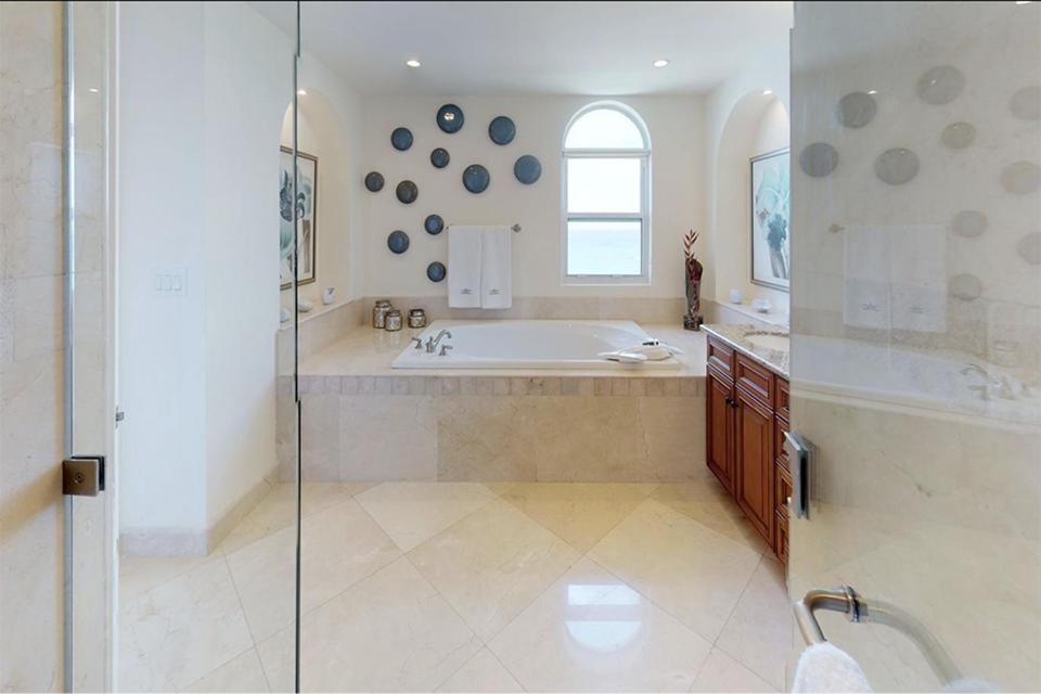 Affordable Luxury 3br The Has To Offer It Is The Landmark Apartamento *