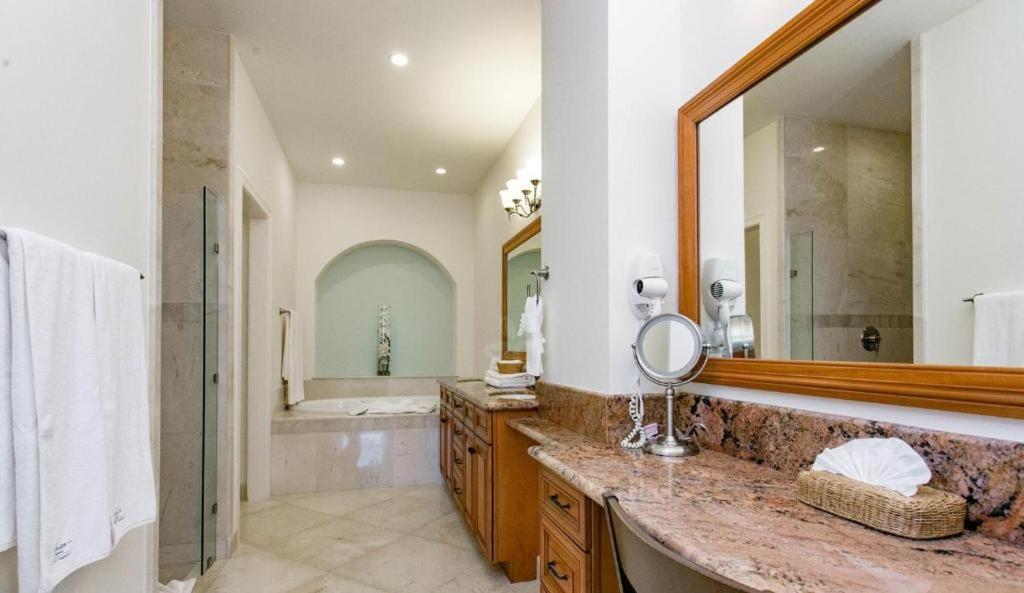 Affordable Luxury 3br The Has To Offer It Is The Landmark Apartamento Cozumel